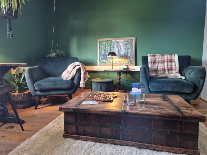 Bibliothèque - salon de La Pause de Fromiée