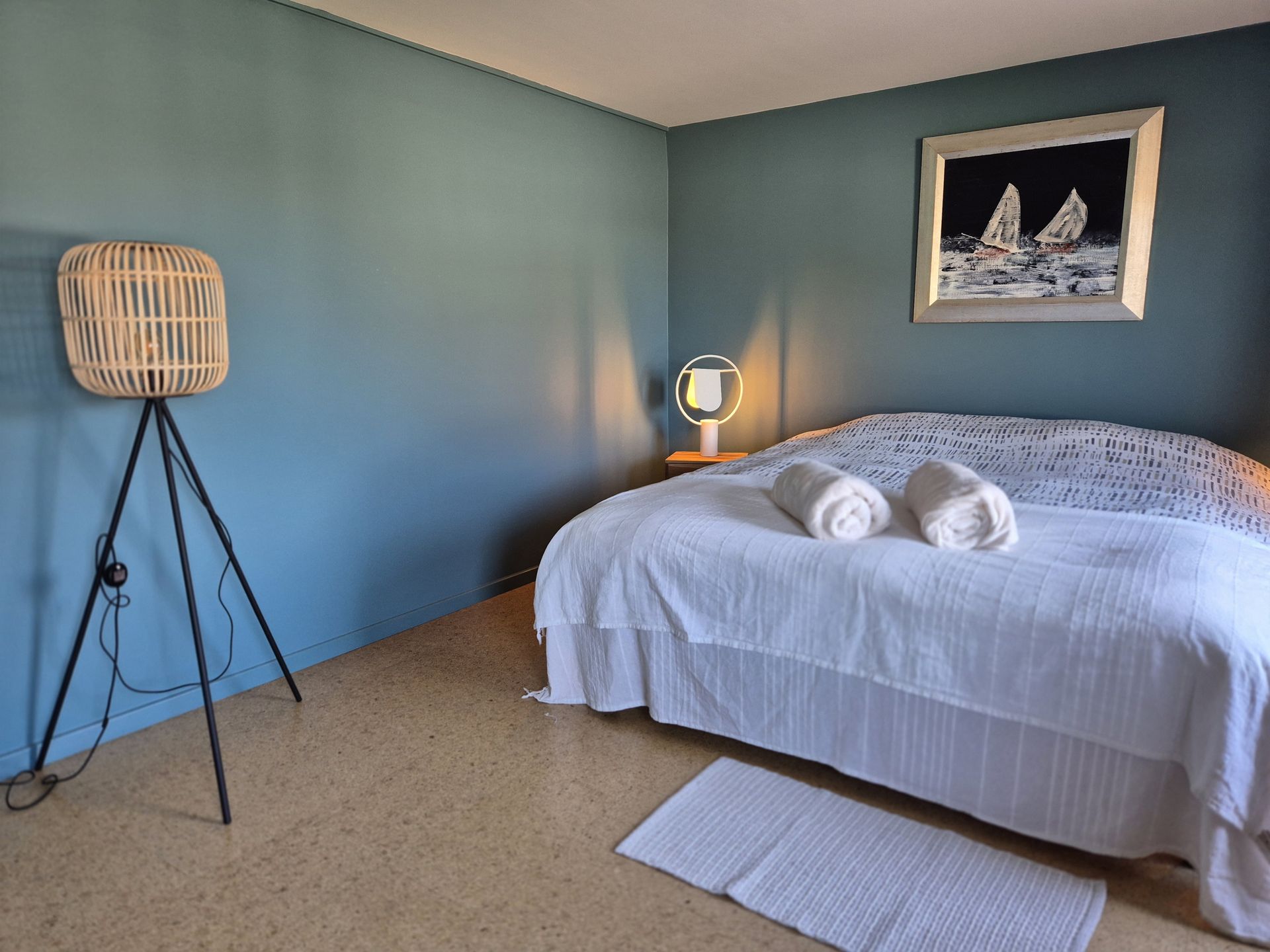 Chambre moderne maison d'hôtes La Pause de Fromiée